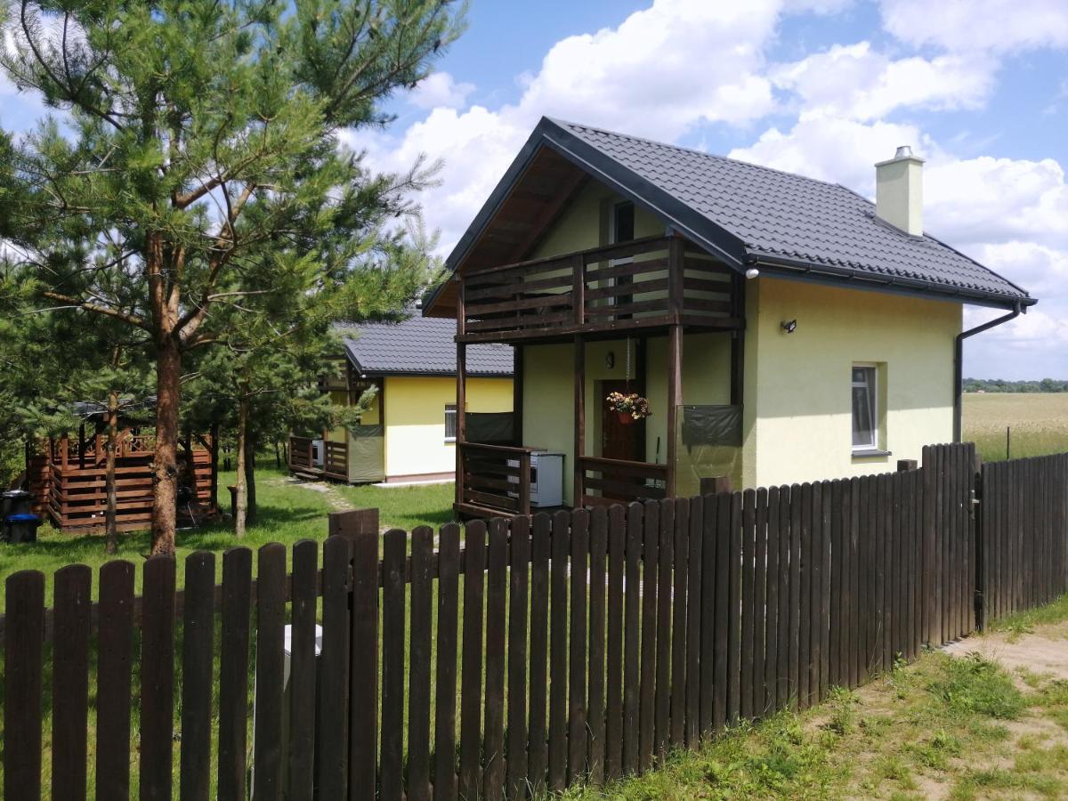 Domki Nad Jeziorem Dąbrówno Eksteriør billede